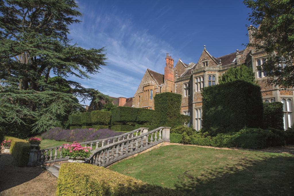Fawsley Hall Hotel Daventry Extérieur photo