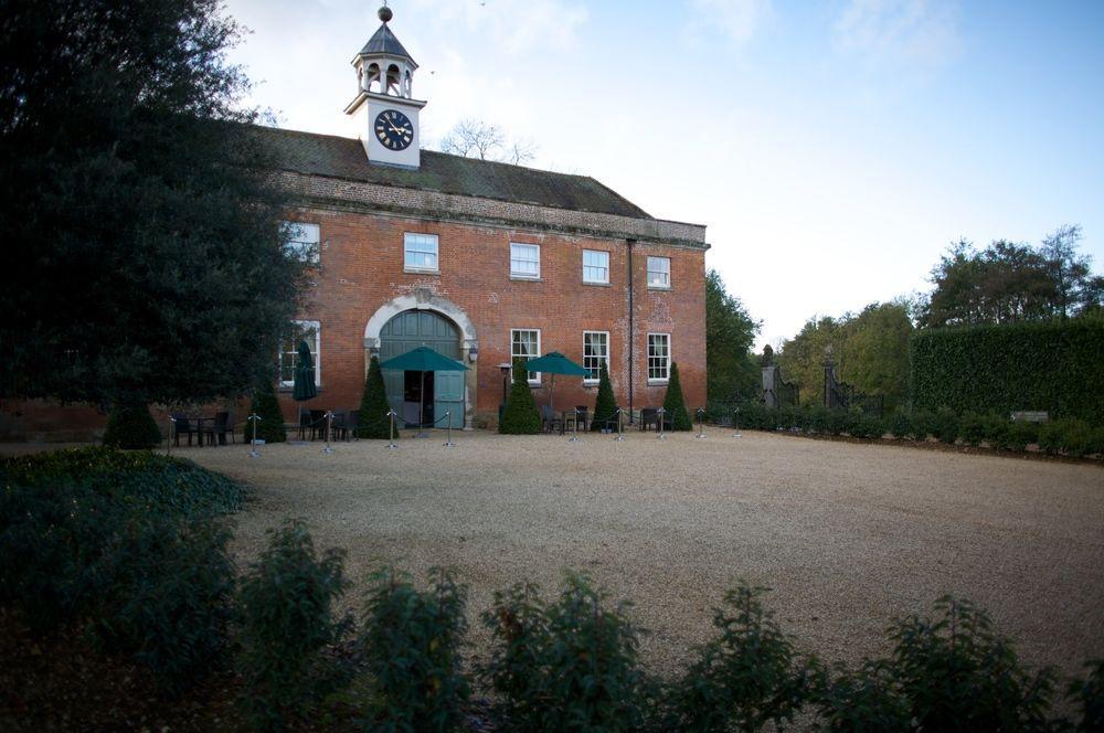 Fawsley Hall Hotel Daventry Extérieur photo