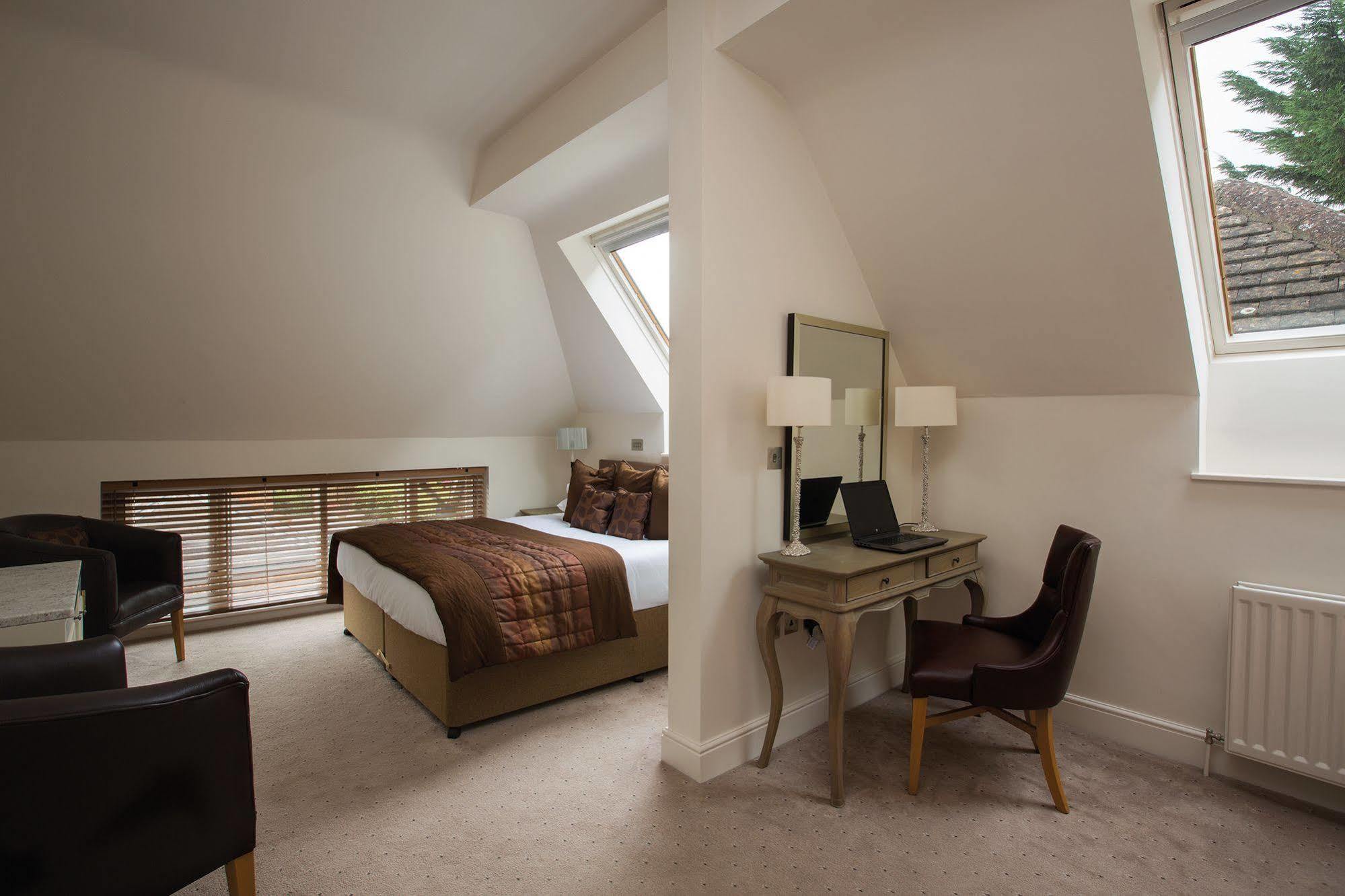 Fawsley Hall Hotel Daventry Extérieur photo