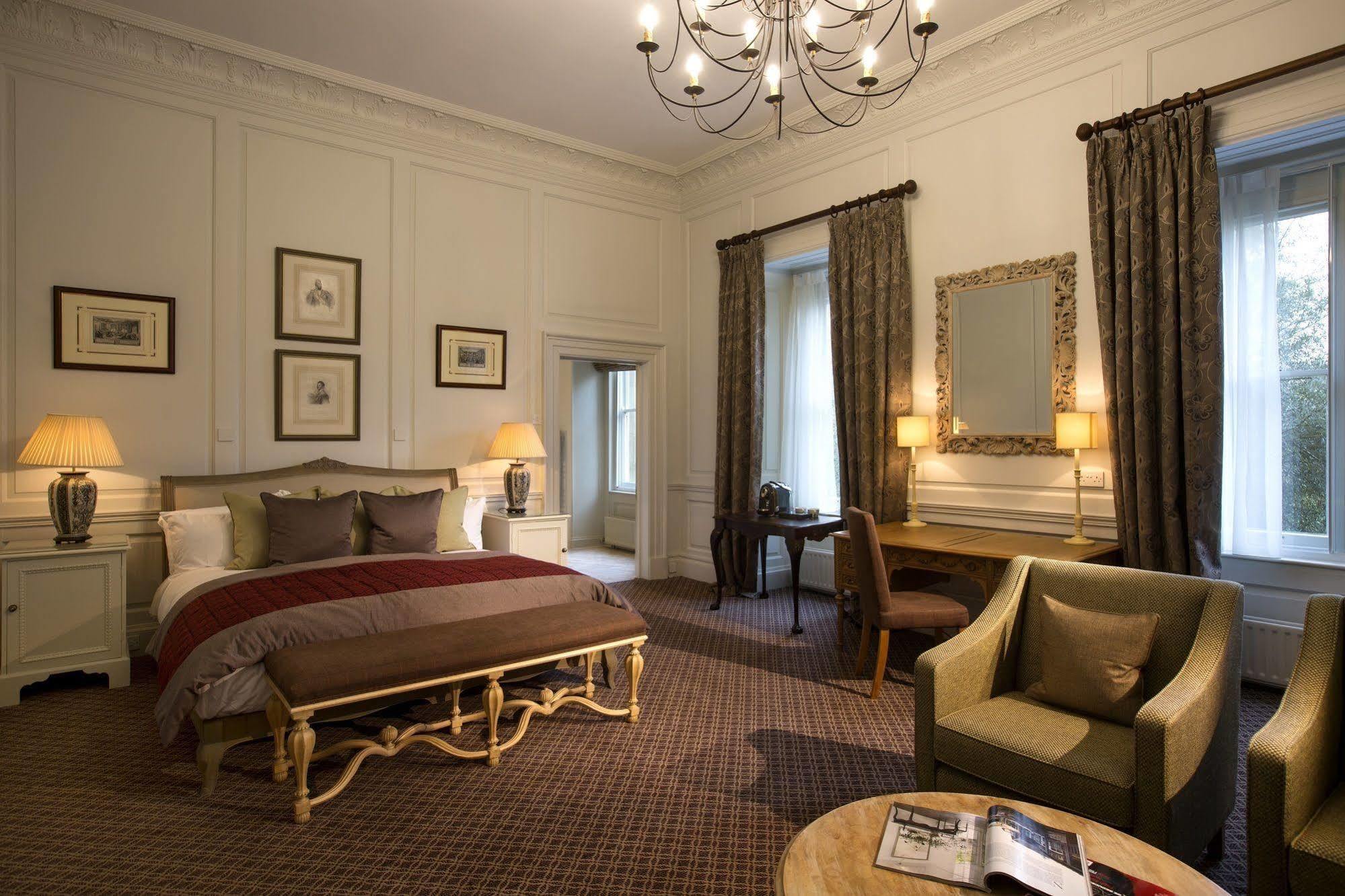 Fawsley Hall Hotel Daventry Extérieur photo